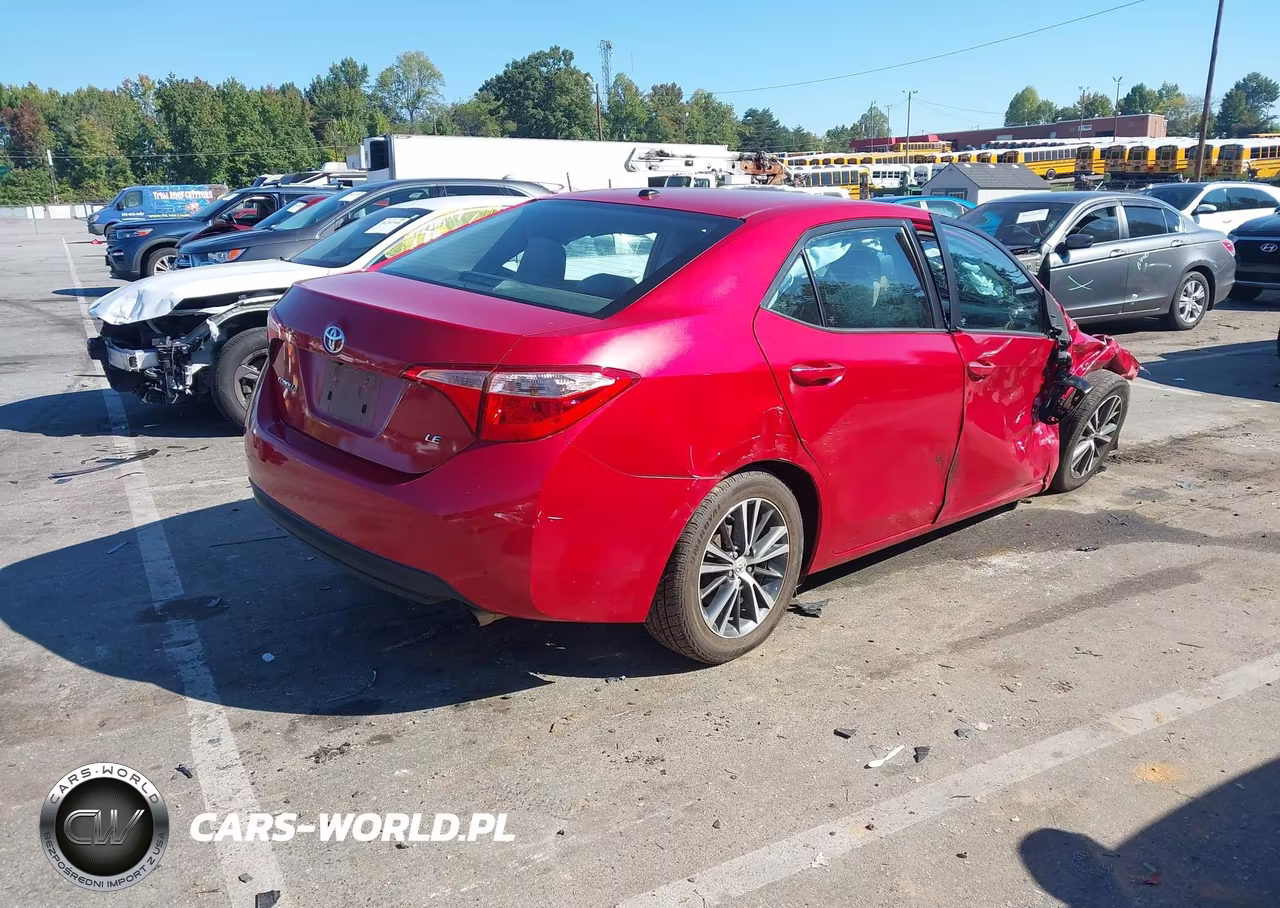 2017 Toyota Corolla Le VIN:5YFBURHE2HP708110 - 4