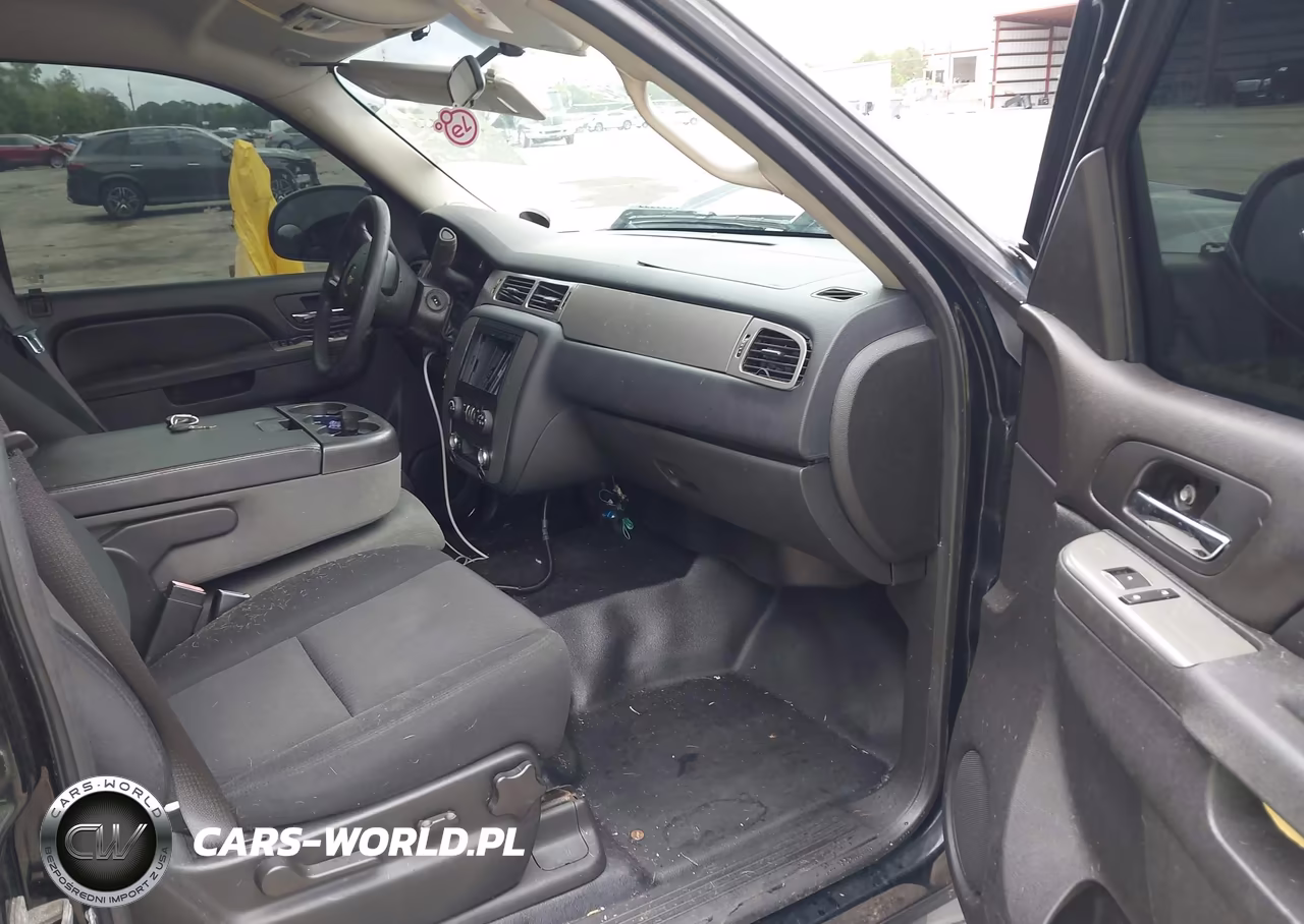2012 Chevrolet Tahoe Commercial Fleet VIN:1GNLC2E01CR299188 - 5