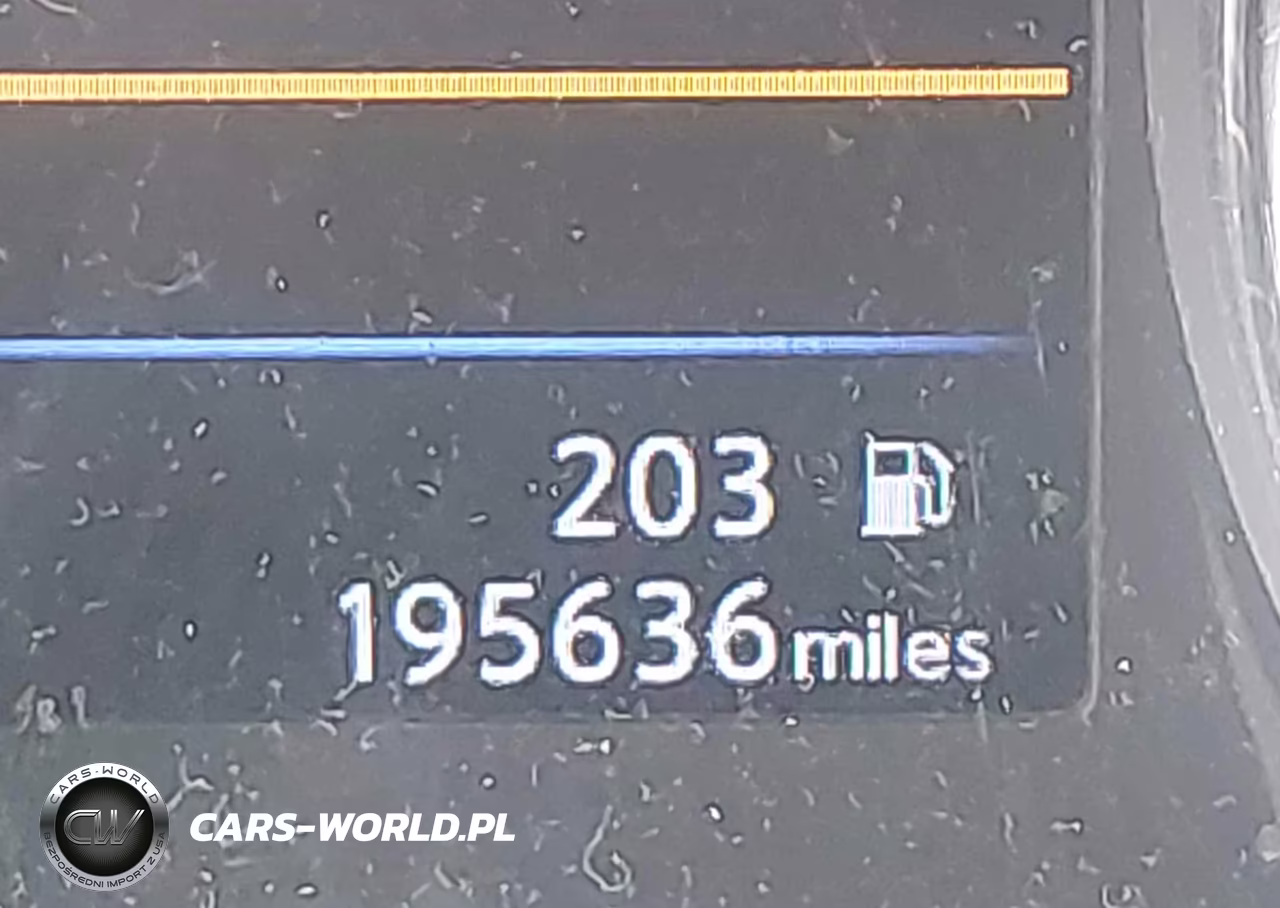 2018 Nissan Rogue S VIN:5N1AT2MT4JC772928 - 15