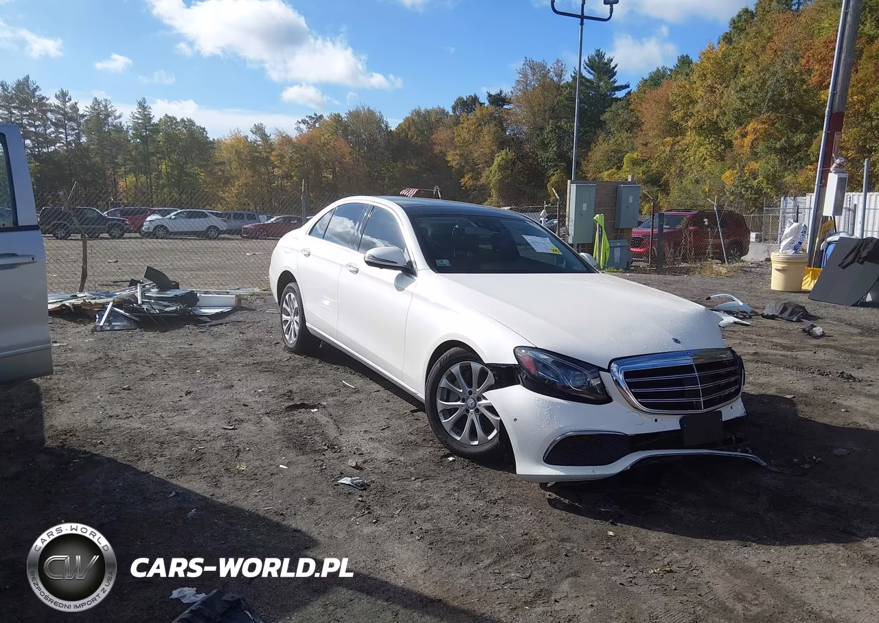 2017 Mercedes-Benz E 300 4Matic