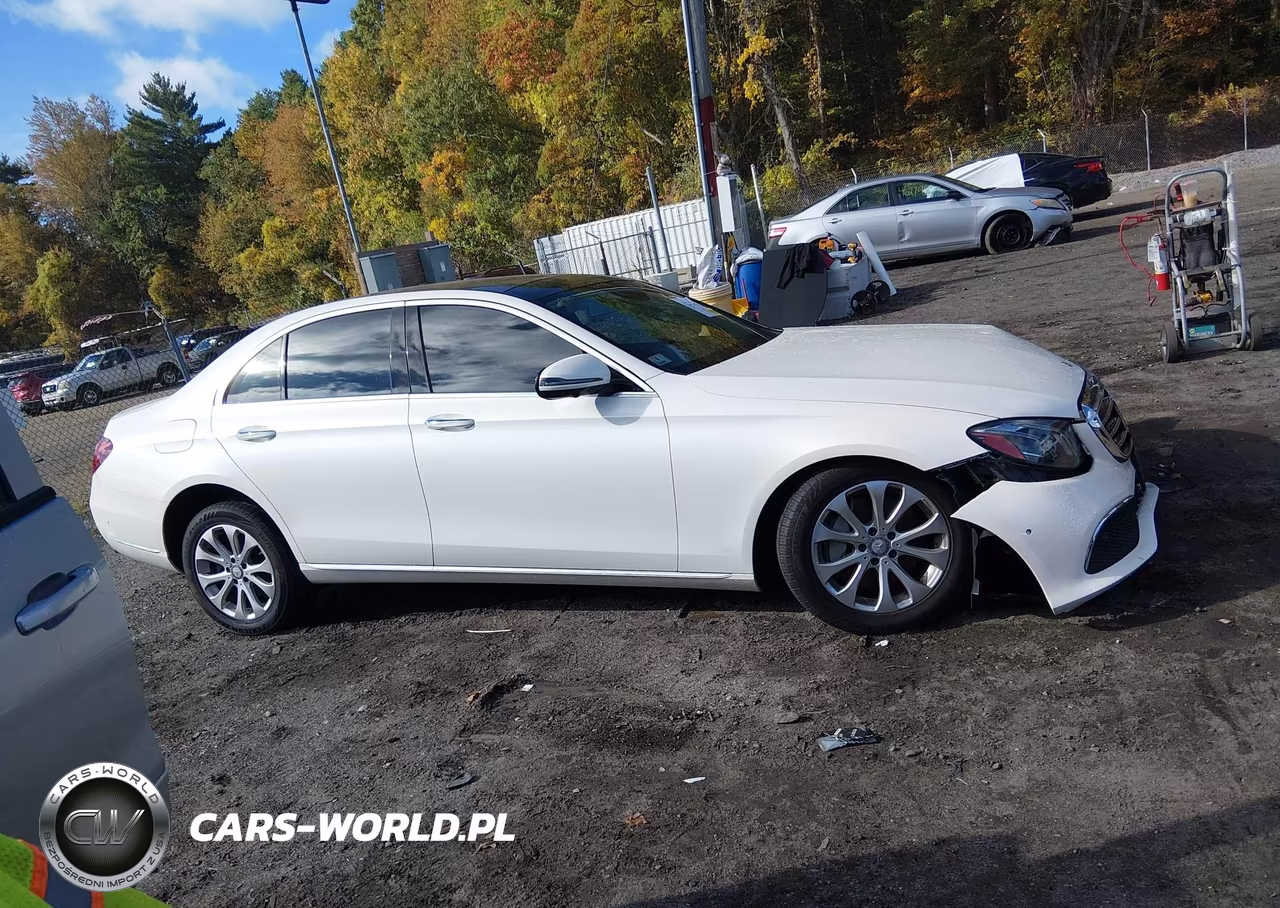 2017 Mercedes-Benz E 300 4Matic VIN:WDDZF4KB6HA146121 - 14
