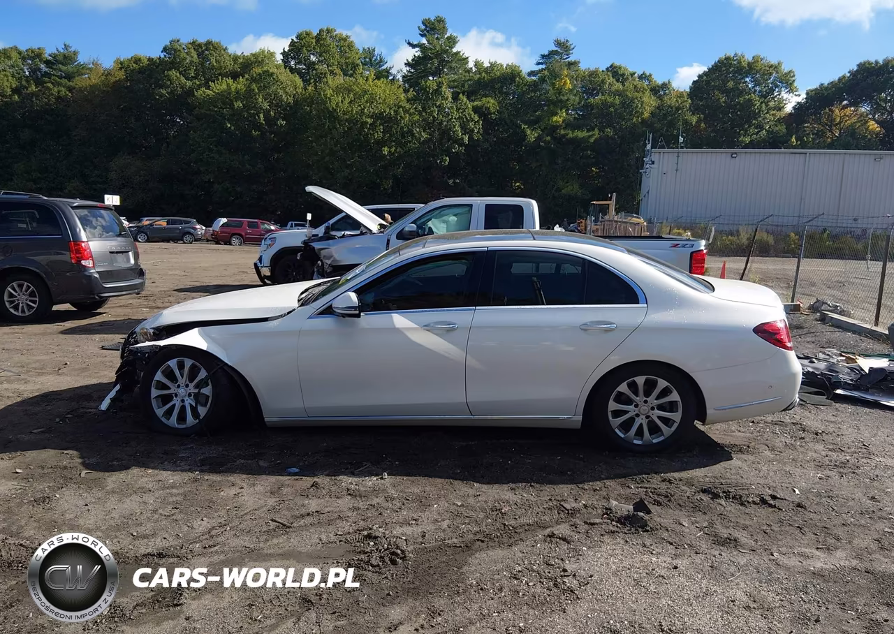 2017 Mercedes-Benz E 300 4Matic VIN:WDDZF4KB6HA146121 - 15