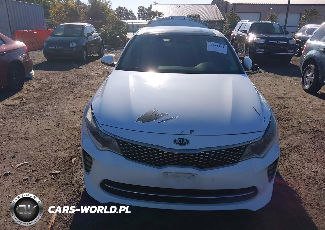 2018 Kia Optima S VIN:5XXGT4L39JG244426 - 12