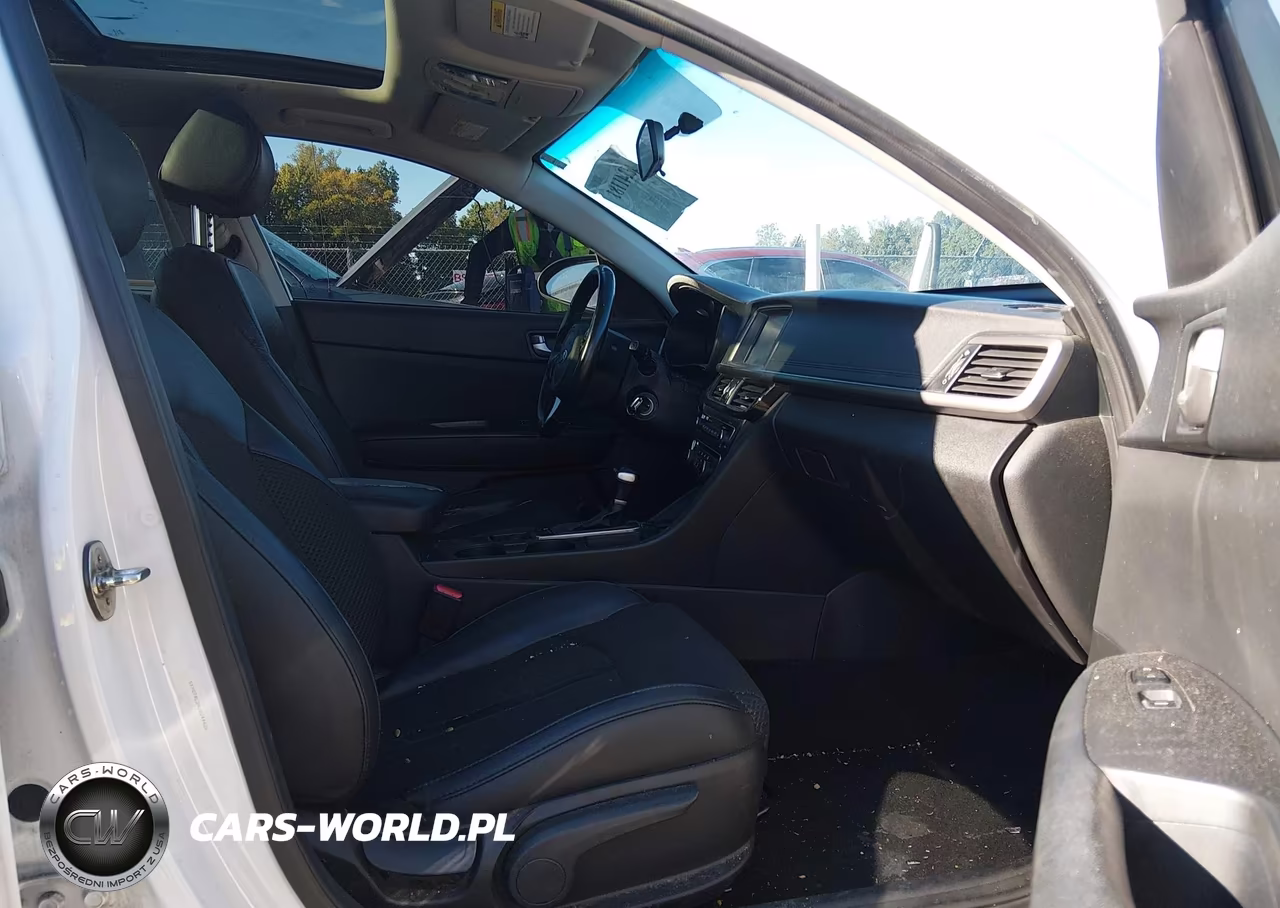 2018 Kia Optima S VIN:5XXGT4L39JG244426 - 5