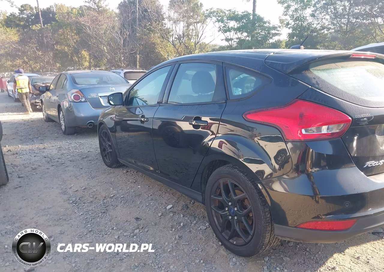 2016 Ford Focus Se VIN:1FADP3K20GL277646 - 6
