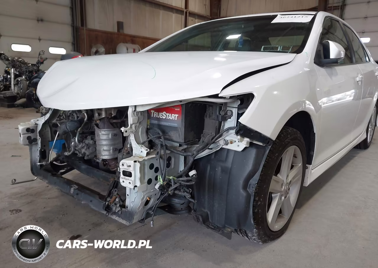 2014 Toyota Camry Se VIN:4T1BF1FK8EU759058 - 18