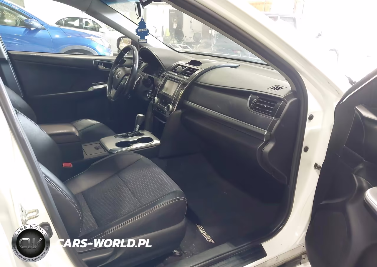 2014 Toyota Camry Se VIN:4T1BF1FK8EU759058 - 5