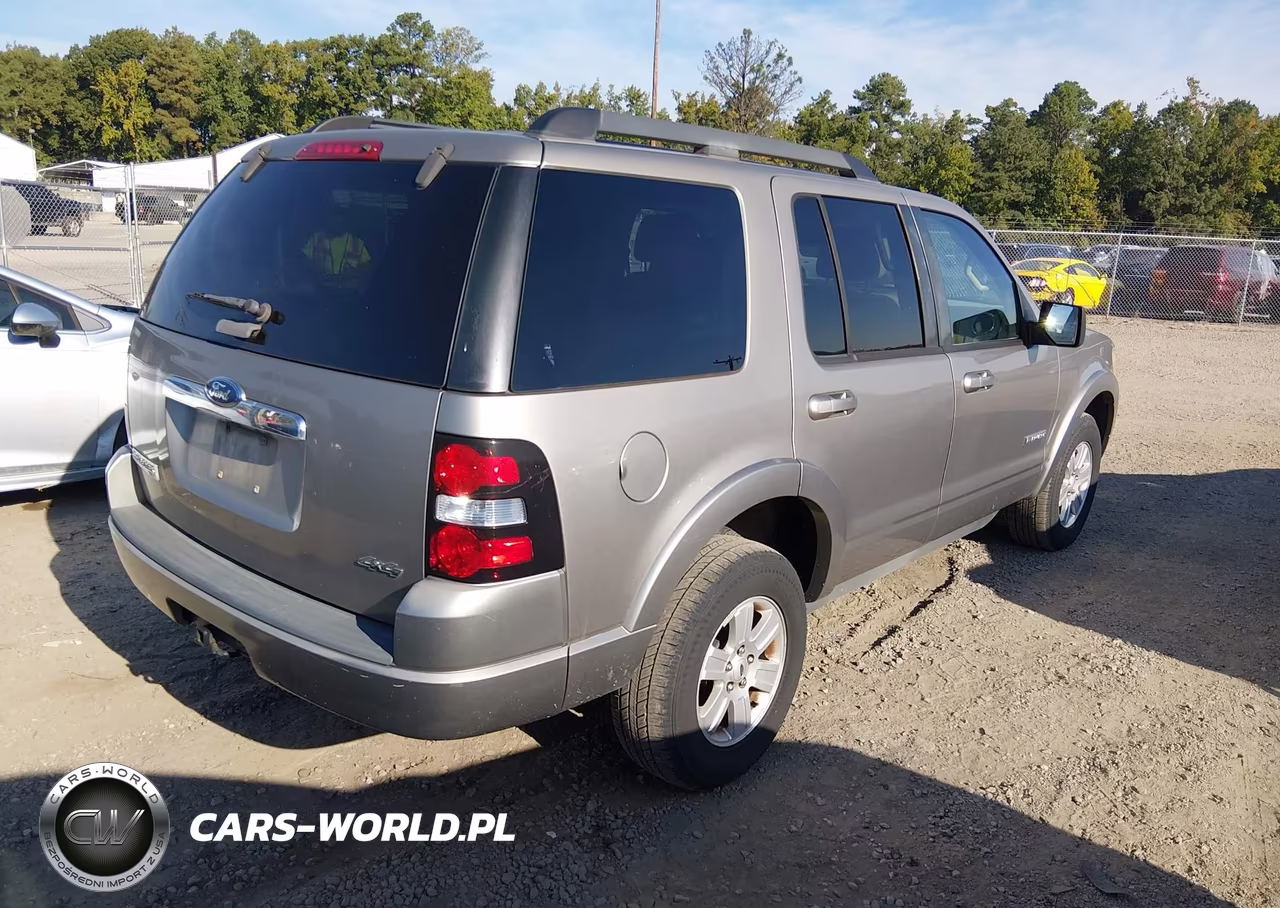 2008 Ford Explorer Xlt VIN:1FMEU73E68UA74694 - 4