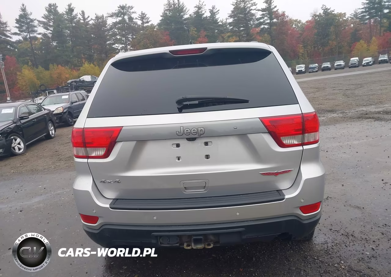 2013 Jeep Grand Cherokee Laredo Trailhawk VIN:1C4RJFAG8DC599771 - 17
