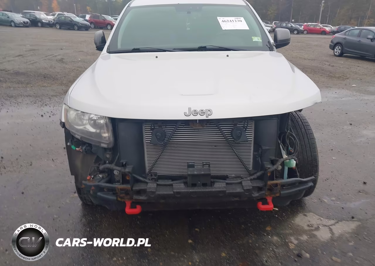 2013 Jeep Grand Cherokee Laredo Trailhawk VIN:1C4RJFAG8DC599771 - 6