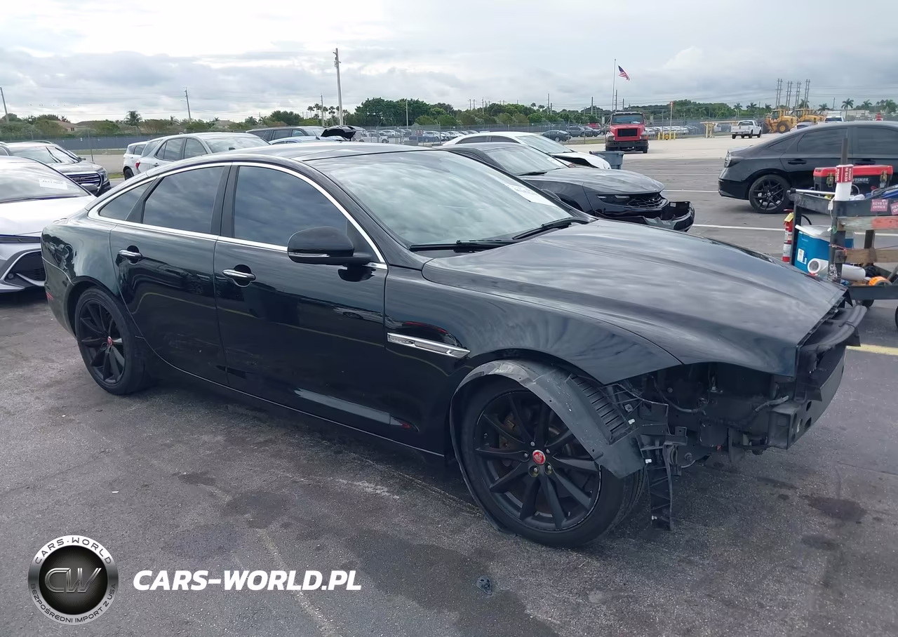 2015 Jaguar Xj
