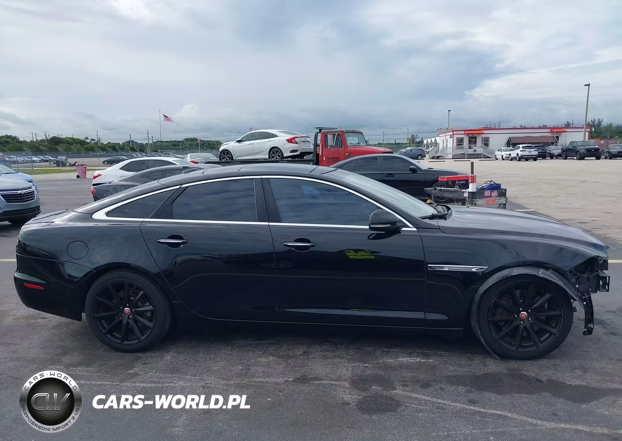 2015 Jaguar Xj VIN:SAJWA1CZ5F8V76170 - 13