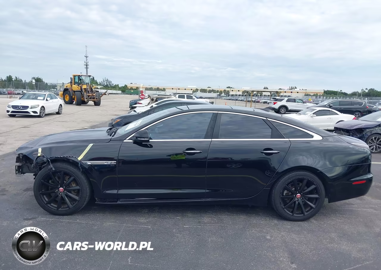 2015 Jaguar Xj VIN:SAJWA1CZ5F8V76170 - 14