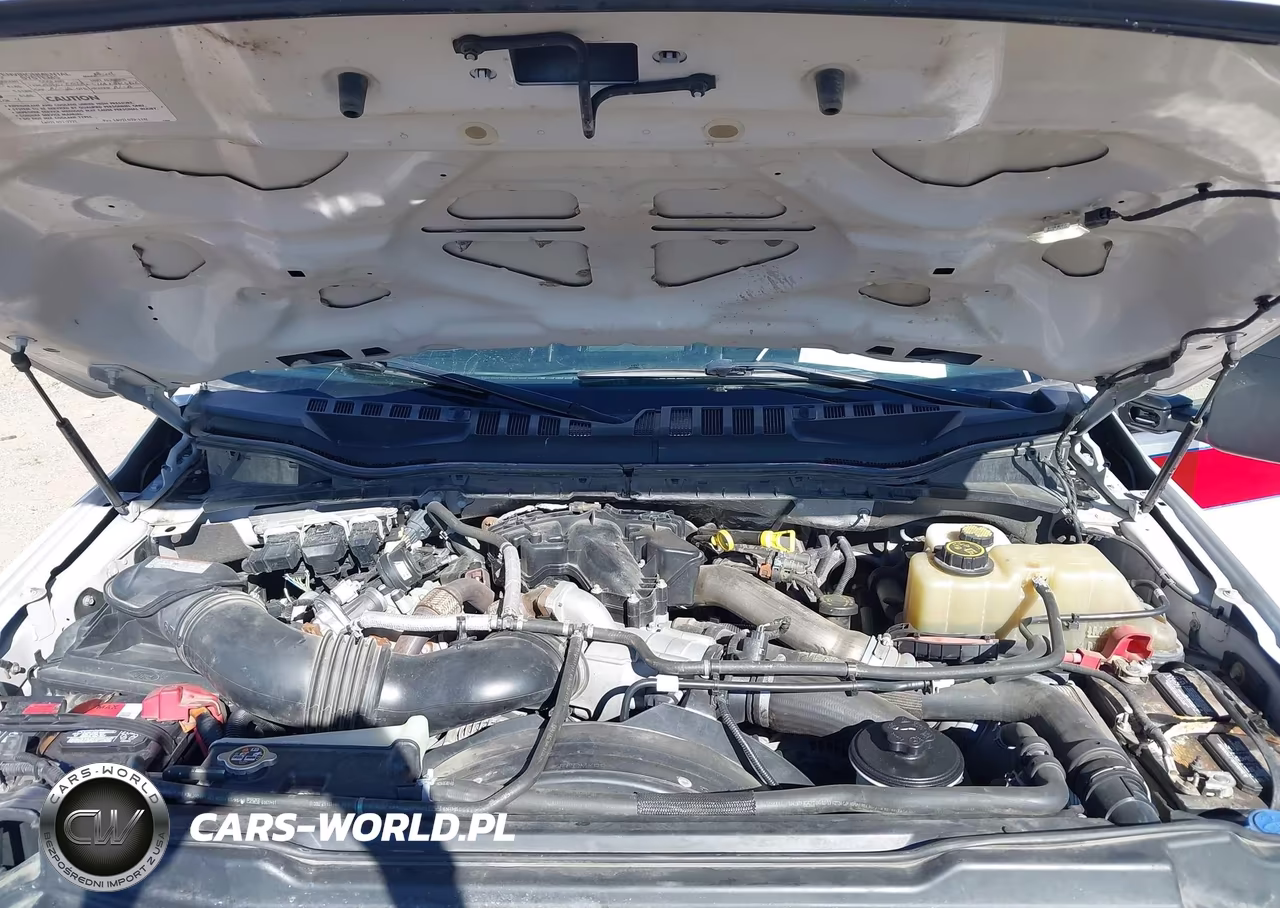 2019 Ford F-350 Chassis Xlt VIN:1FDRF3HTXKEF61362 - 10