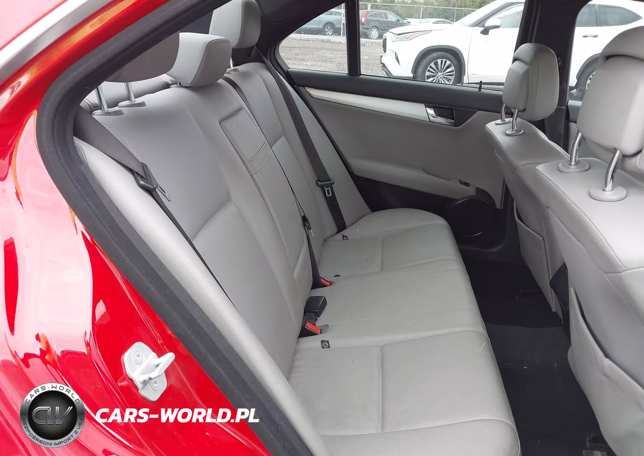 2008 Mercedes-Benz C-Class 3.0L Sport VIN:WDDGF81X28F128634 - 8