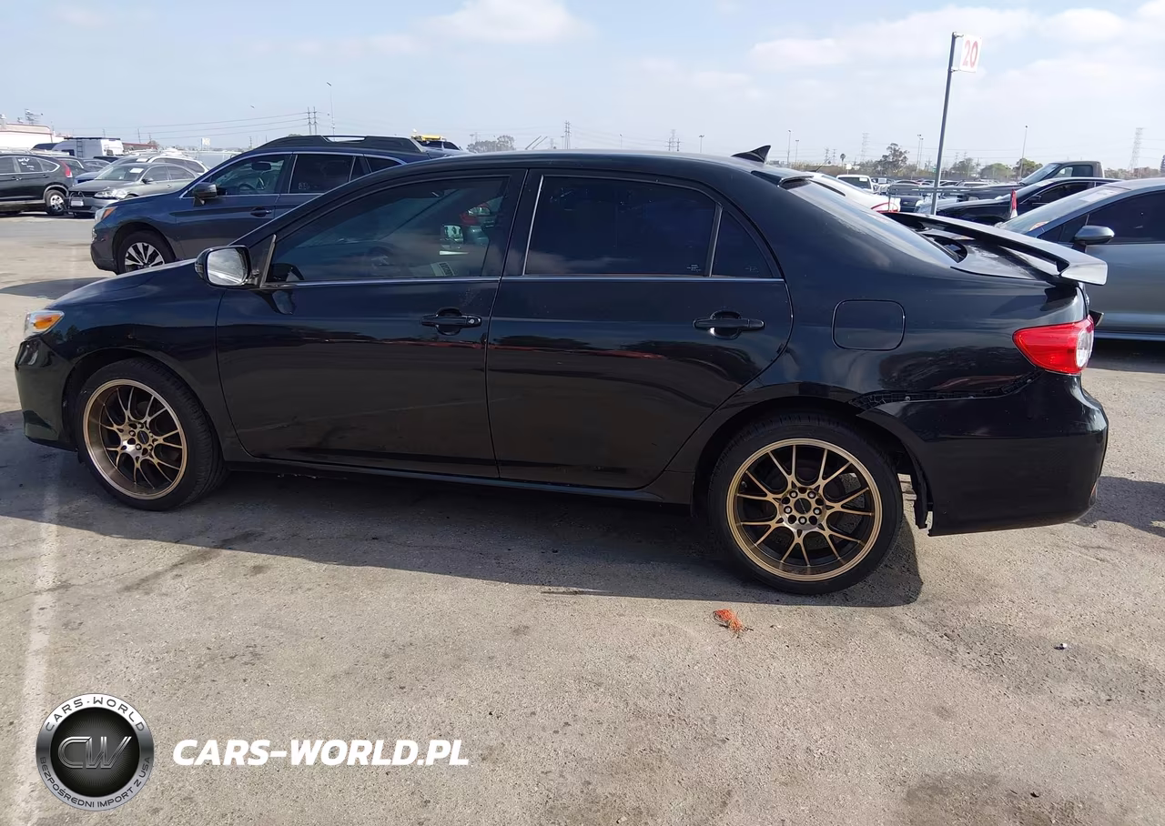 2013 Toyota Corolla Le VIN:5YFBU4EE2DP108835 - 14