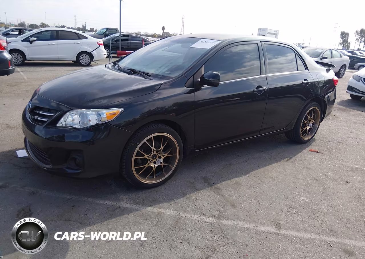 2013 Toyota Corolla Le VIN:5YFBU4EE2DP108835 - 2