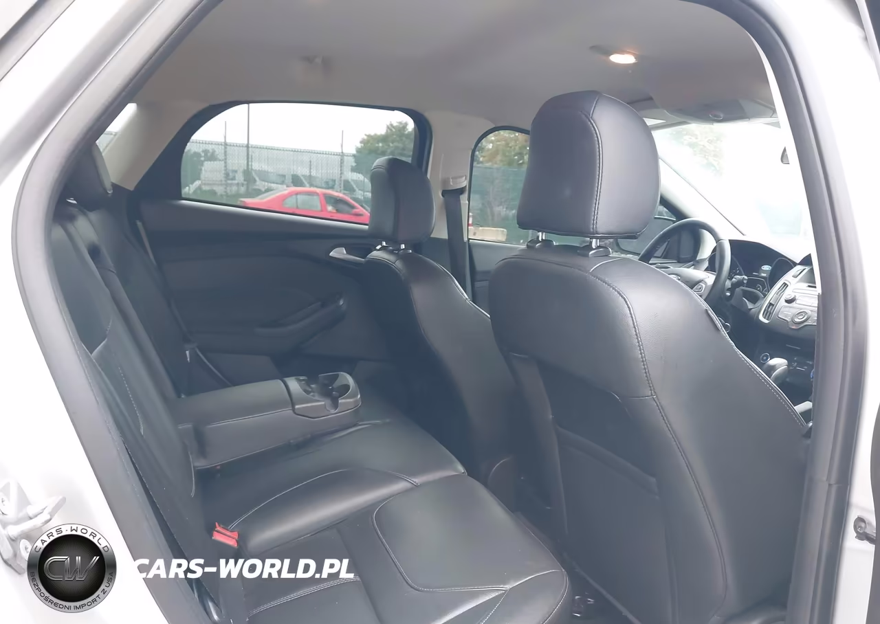 2015 Ford Focus Se VIN:1FADP3K27FL386572 - 8