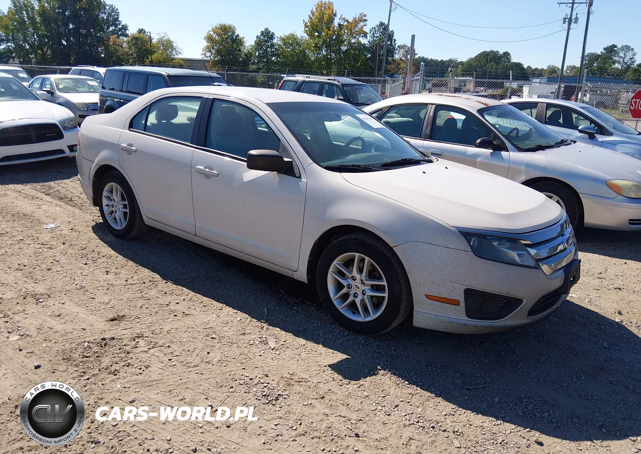 2012 Ford Fusion S