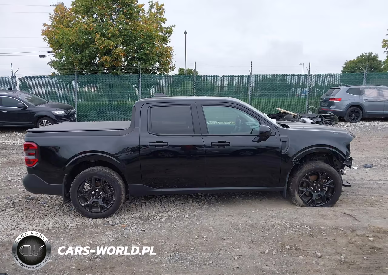 2025 Ford Maverick Lariat VIN:3FTTW8SA8SRB36296 - 13