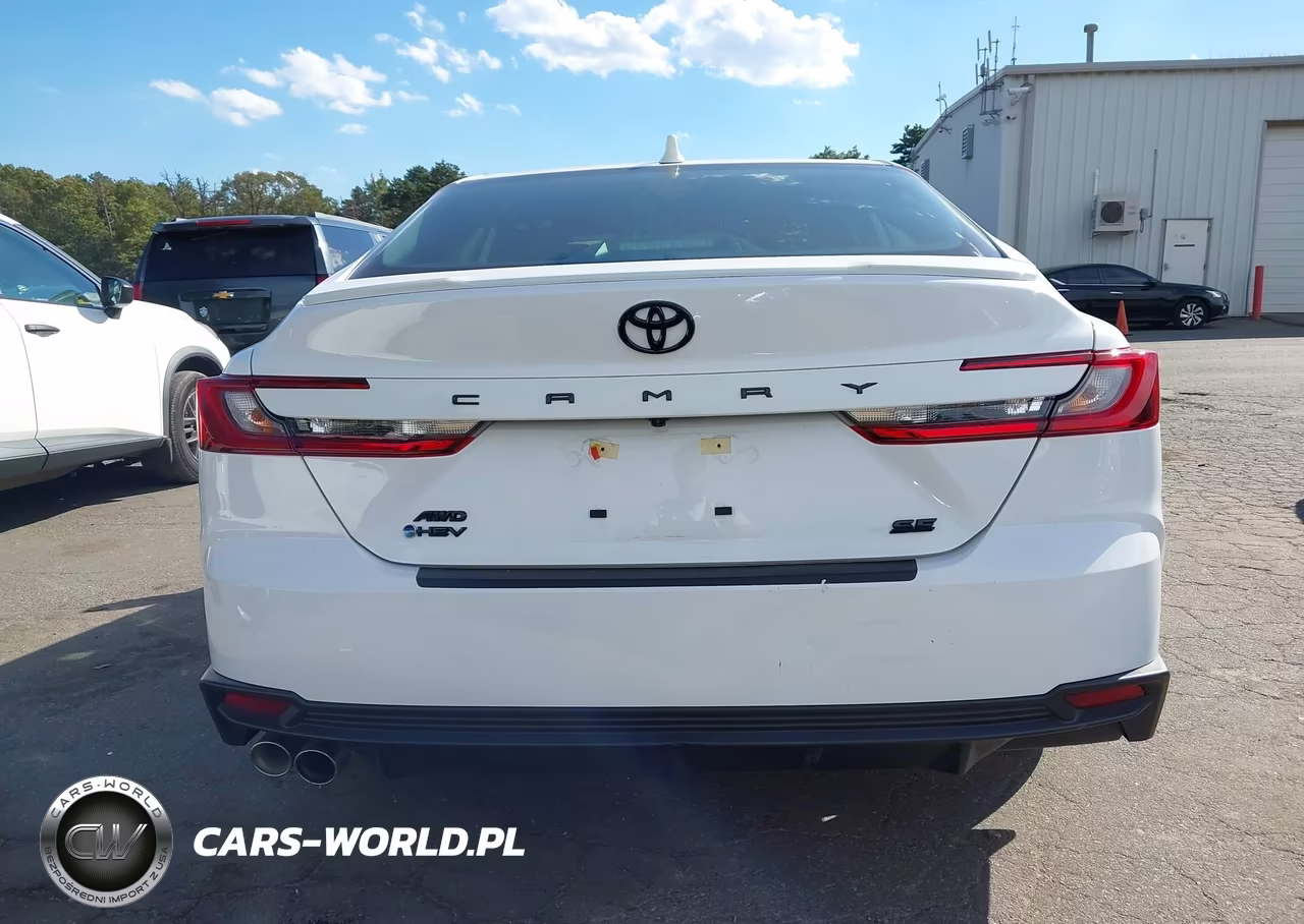 2026 Toyota Camry Se VIN:4T1DBADKXTU560680 - 17
