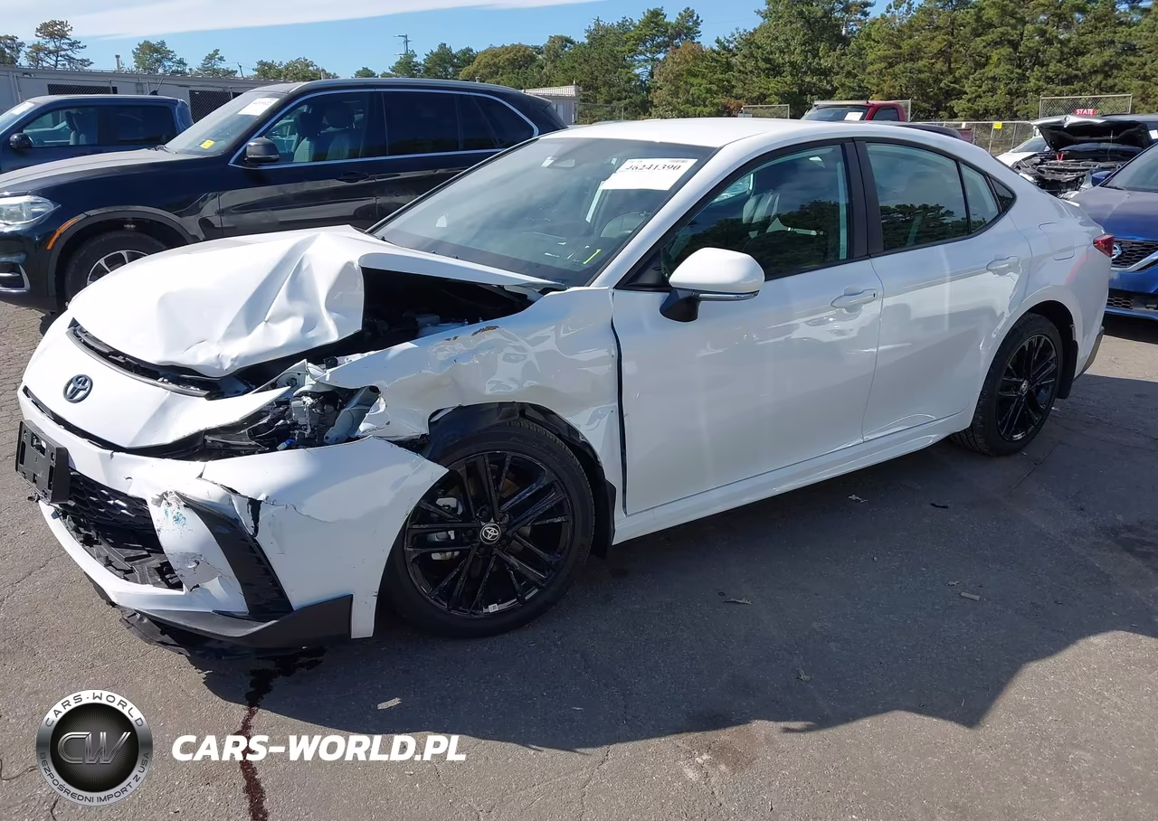 2026 Toyota Camry Se VIN:4T1DBADKXTU560680 - 2