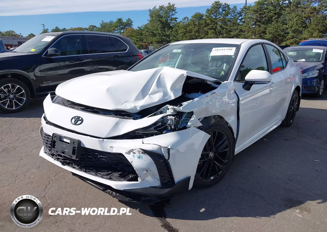 2026 Toyota Camry Se VIN:4T1DBADKXTU560680 - 6