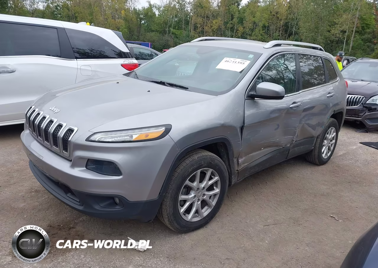 2016 Jeep Cherokee Latitude VIN:1C4PJMCB2GW304776 - 2