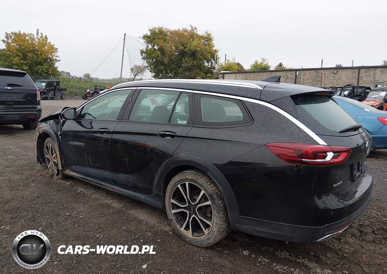 2018 Buick Regal Tourx Preferred VIN:W04GU8SX0J1132452 - 3