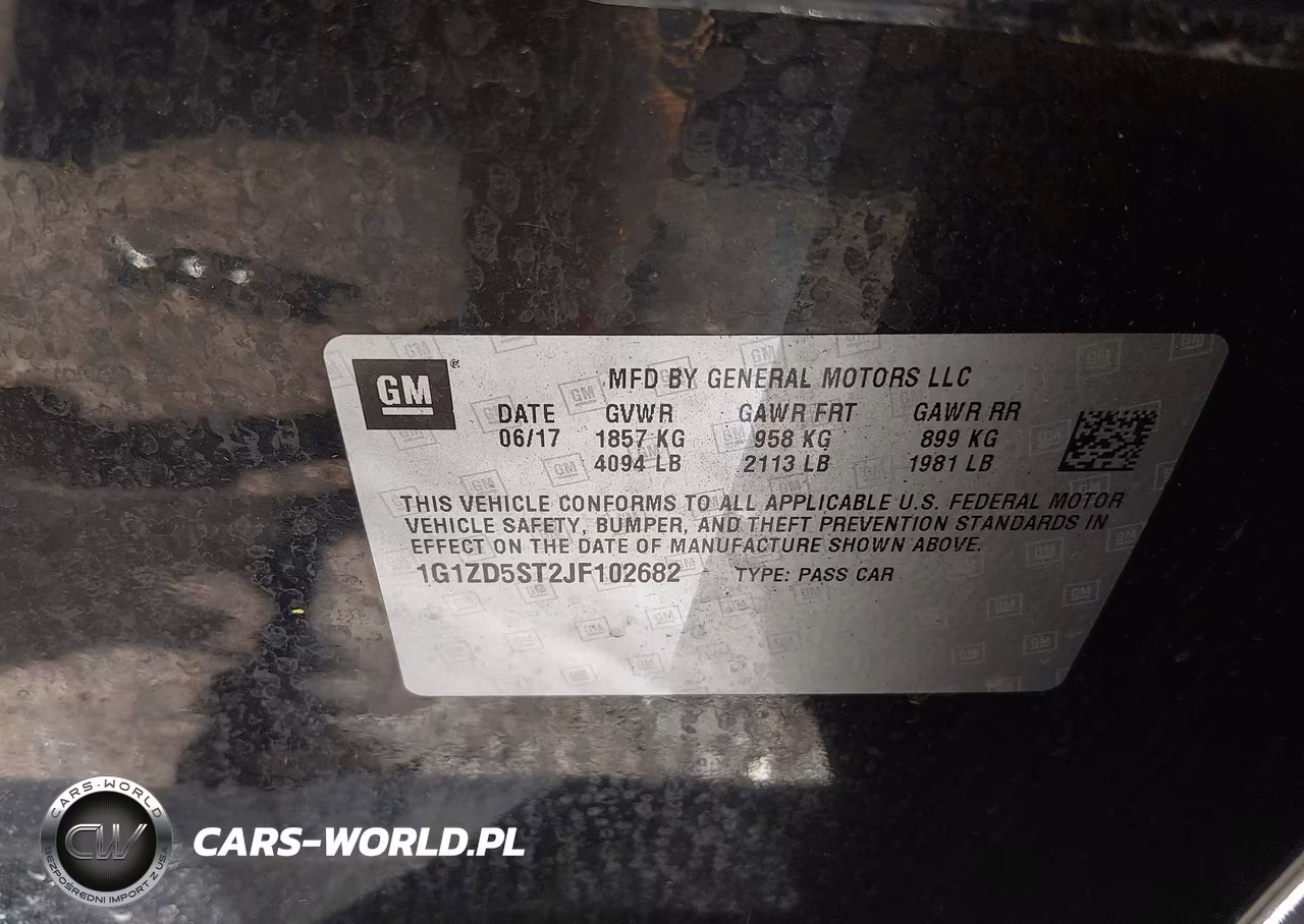 2018 Chevrolet Malibu Lt VIN:1G1ZD5ST2JF102682 - 9