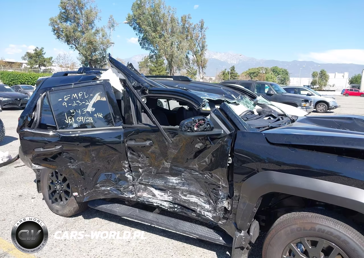 2026 Toyota 4Runner Sr5 VIN:JTEVA5BR6T5104622 - 6