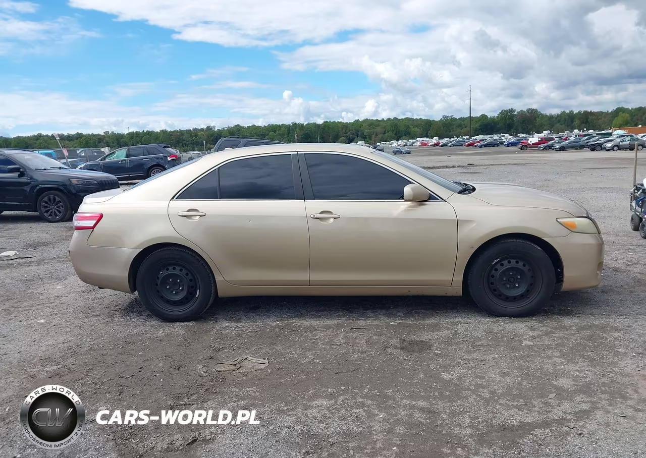 2011 Toyota Camry VIN:4T1BF3EK5BU180599 - 13