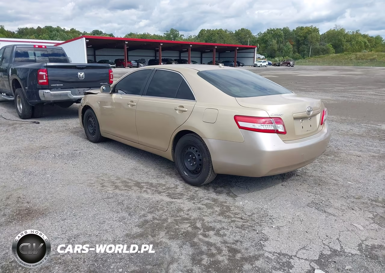 2011 Toyota Camry VIN:4T1BF3EK5BU180599 - 3