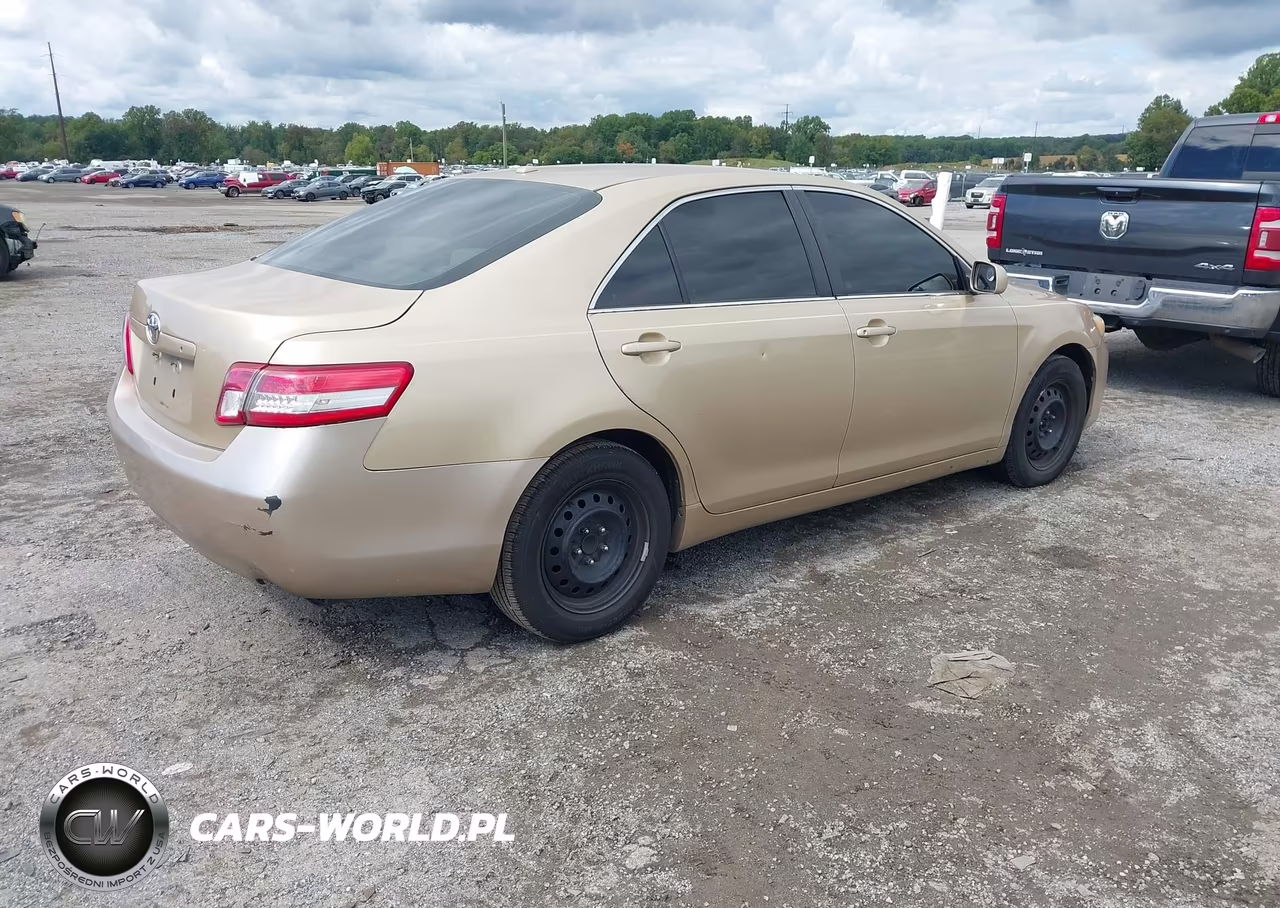 2011 Toyota Camry VIN:4T1BF3EK5BU180599 - 4