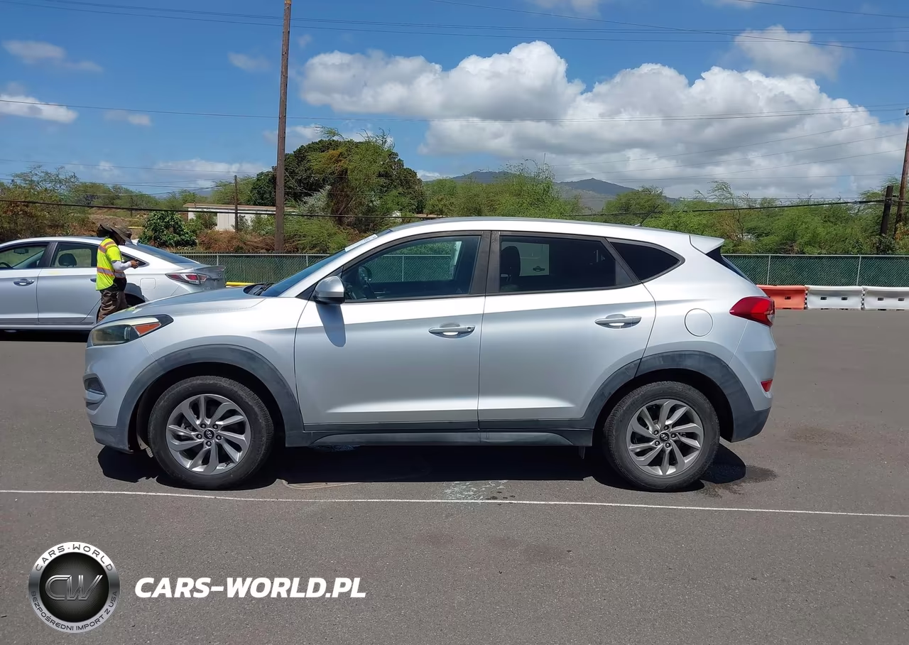 2018 Hyundai Tucson Se VIN:KM8J23A4XJU706237 - 19
