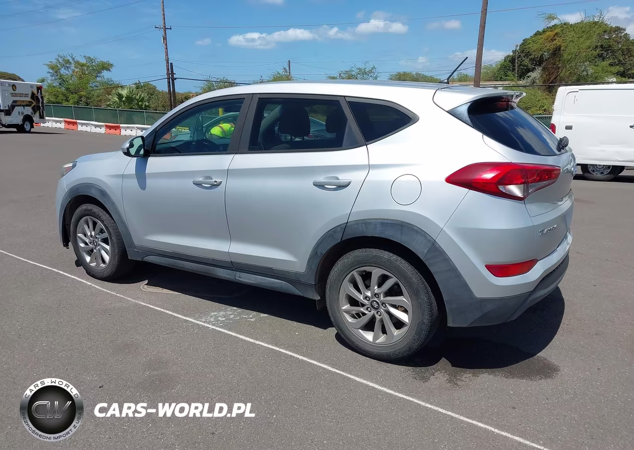 2018 Hyundai Tucson Se VIN:KM8J23A4XJU706237 - 3