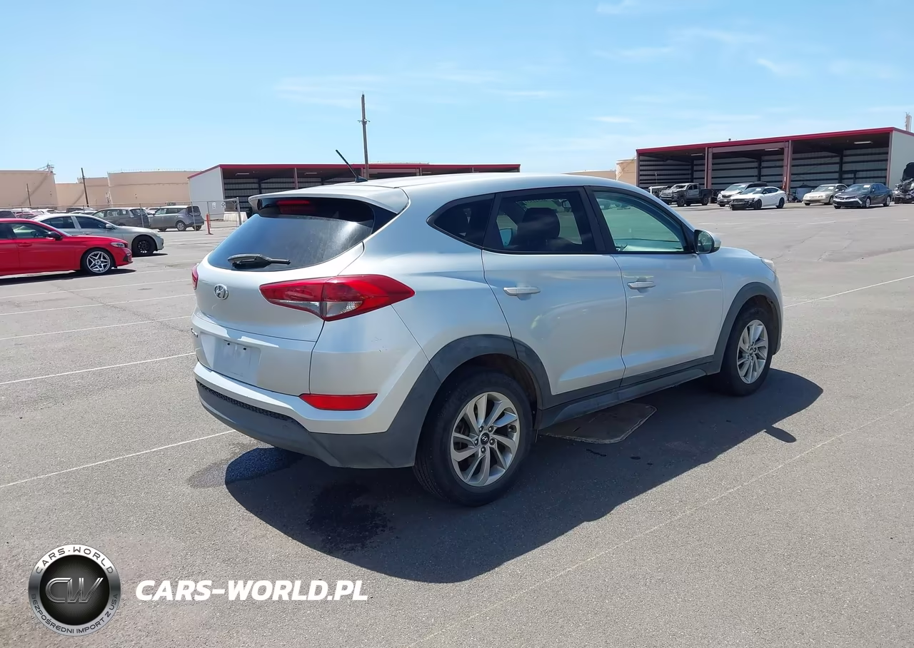 2018 Hyundai Tucson Se VIN:KM8J23A4XJU706237 - 4