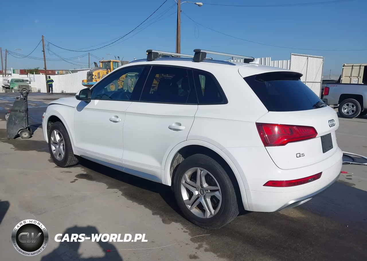 2018 Audi Q5 2.0T Premium-2.0T Tech Premium VIN:WA1ANAFY0J2020337 - 3