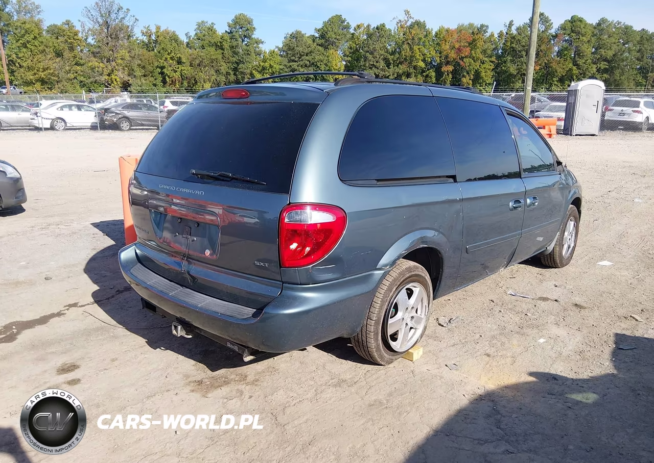 2007 Dodge Grand Caravan Sxt VIN:2D4GP44L97R282986 - 4