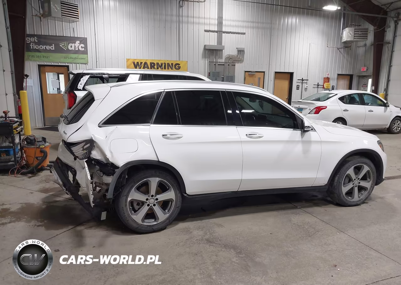 2017 Mercedes-Benz Glc 300 4Matic VIN:WDC0G4KB1HF201989 - 13