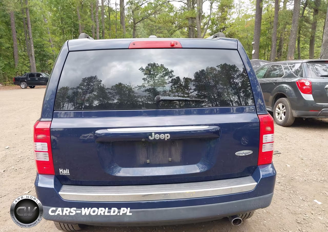2016 Jeep Patriot High Altitude Edition VIN:1C4NJPFA7GD726369 - 16