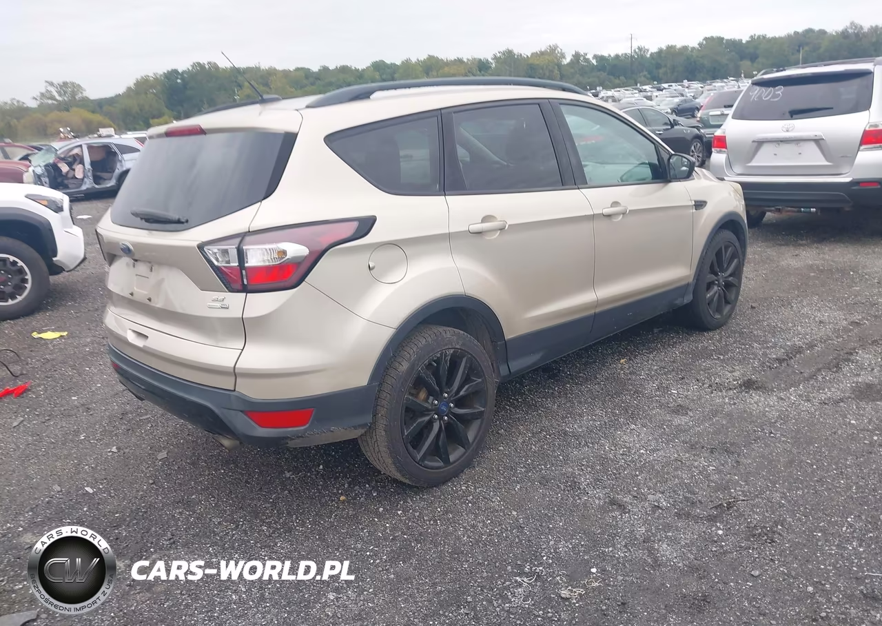 2018 Ford Escape Se VIN:1FMCU9GD1JUA07494 - 4