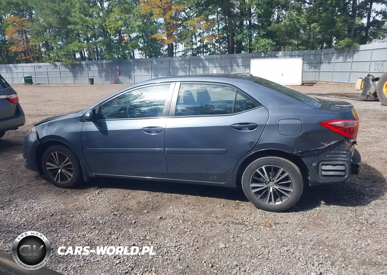 2017 Toyota Corolla Le VIN:2T1BURHE5HC775865 - 14