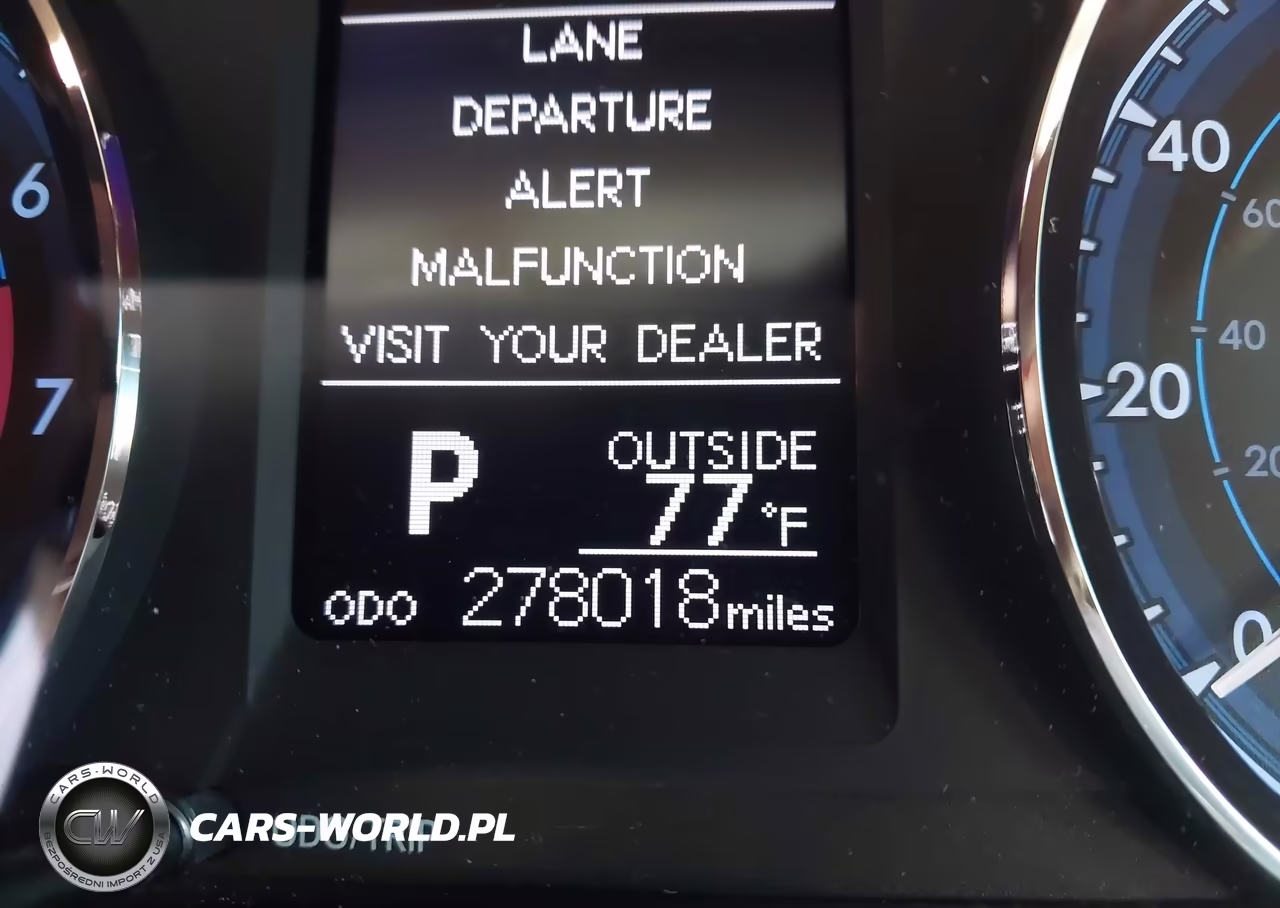 2017 Toyota Corolla Le VIN:2T1BURHE5HC775865 - 7