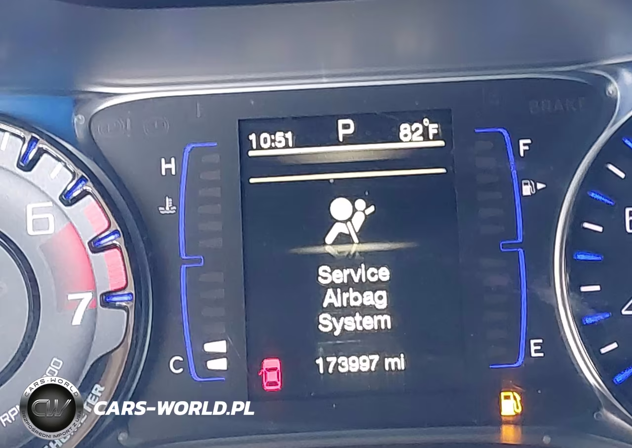 2015 Chrysler 200 S VIN:1C3CCCBB2FN596944 - 15