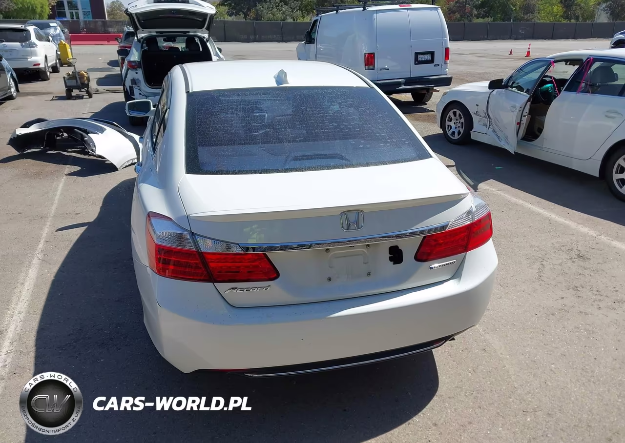 2015 Honda Accord Hybrid Ex-L VIN:1HGCR6F57FA001384 - 17