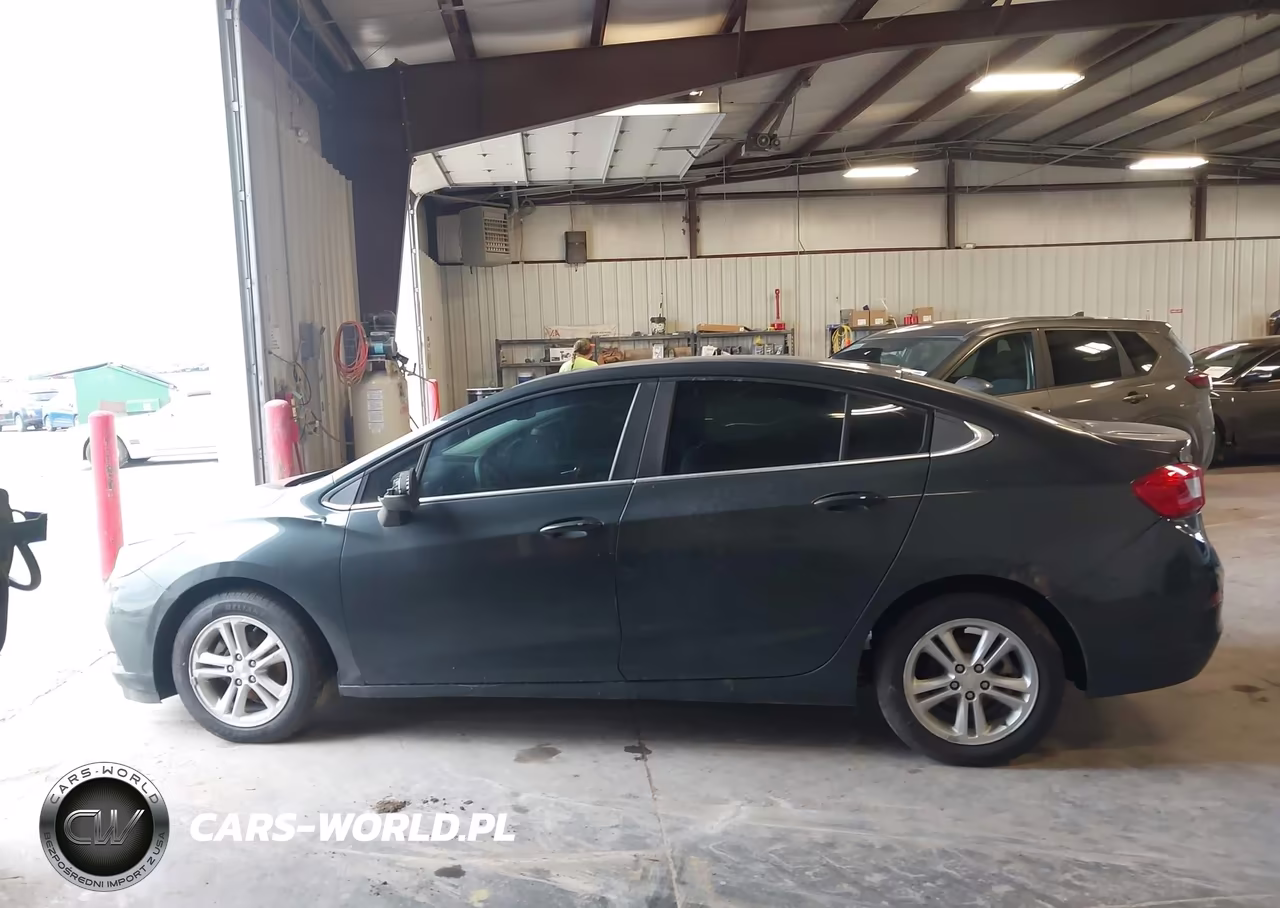 2017 Chevrolet Cruze Lt Auto VIN:3G1BE5SMXHS556210 - 14