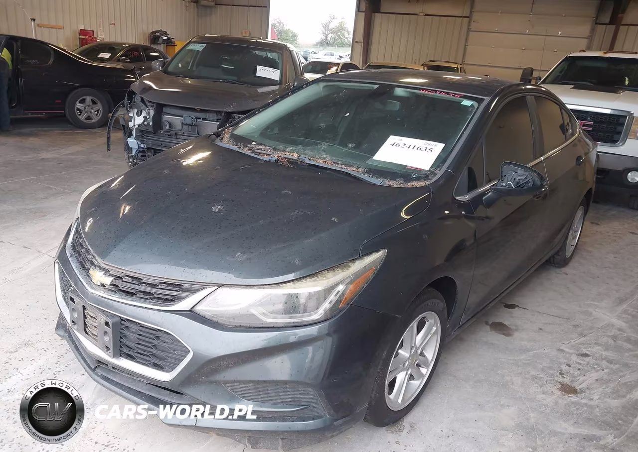 2017 Chevrolet Cruze Lt Auto VIN:3G1BE5SMXHS556210 - 2