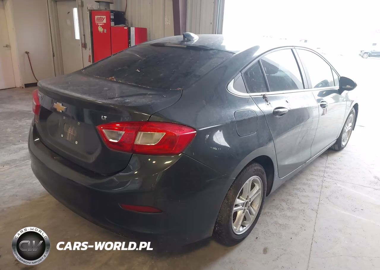 2017 Chevrolet Cruze Lt Auto VIN:3G1BE5SMXHS556210 - 4