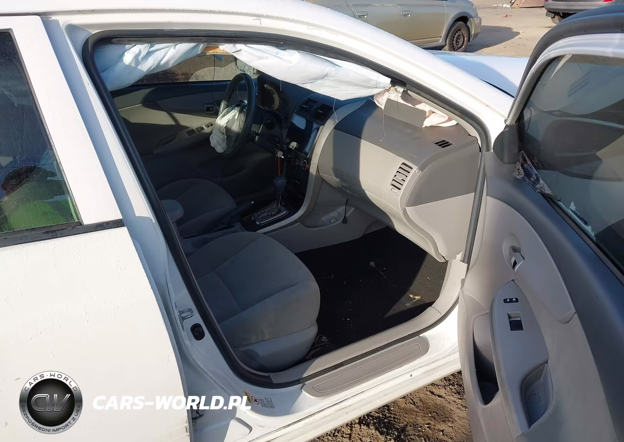 2010 Toyota Corolla Le VIN:2T1BU4EE9AC367513 - 5